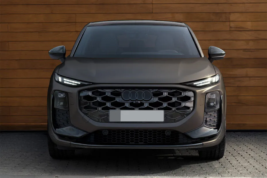 Audi Q3 ספורטבק 35 TFSI חבילת אבזור Design — מבט חוץ