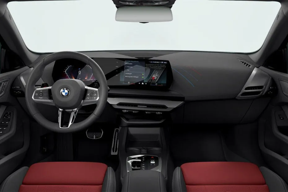 BMW 216 Gran Coupé — פנים הרכב