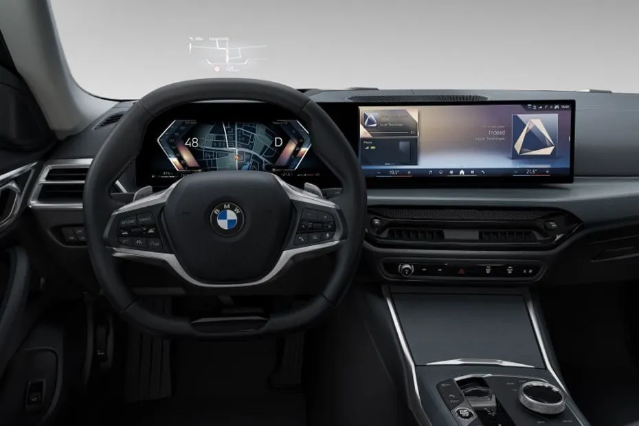 BMW 420i — פנים הרכב
