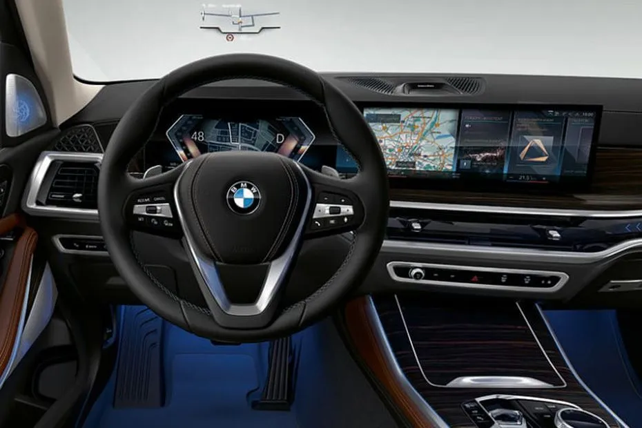 BMW x5 — פנים הרכב