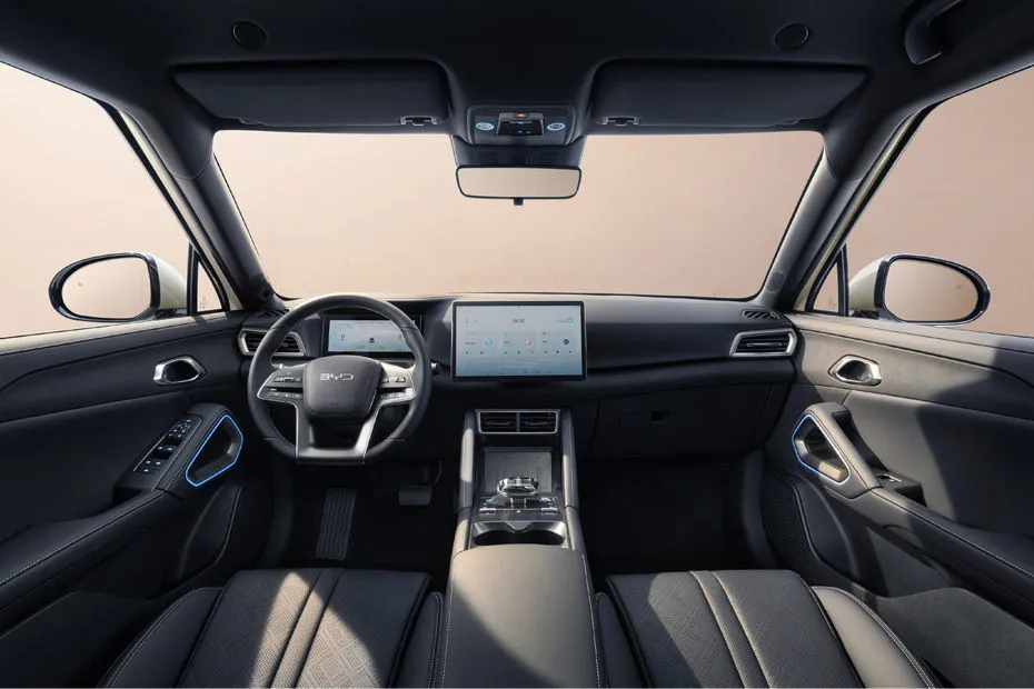 BYD Atto 2 — פנים הרכב