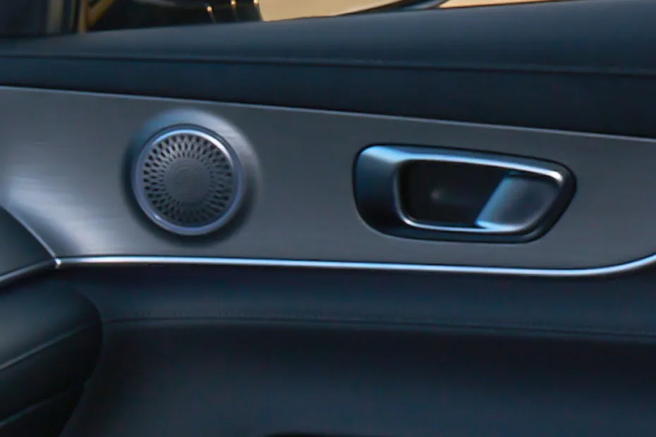Chery Tiggo 8 Pro — פנים הרכב